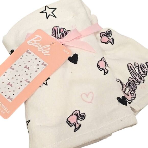 Barbie Signature Logo Hearts & Stars 2-PK Hand Towels - Picture 6 of 6